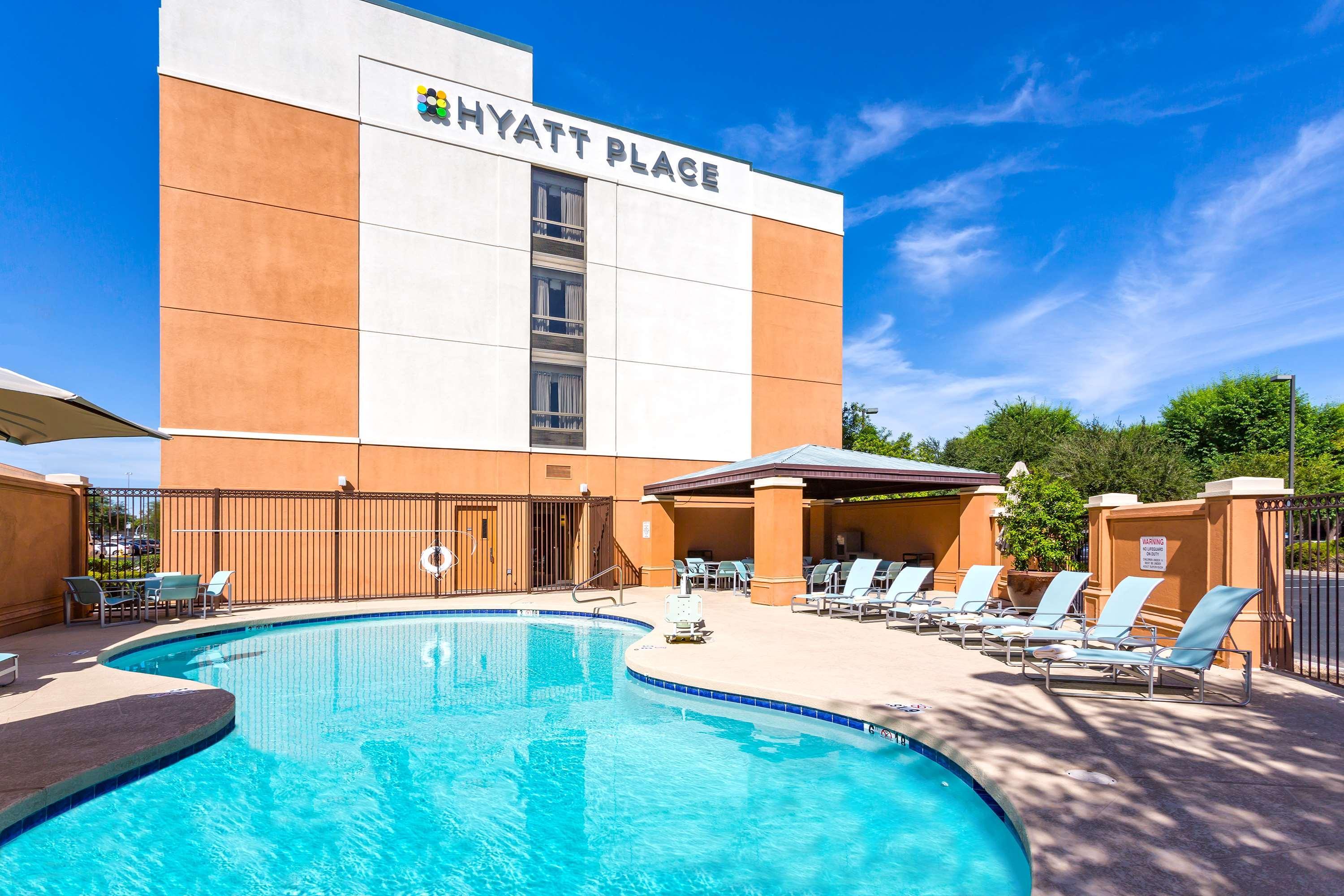 Hyatt Place Phoenix-North Hotel Bagian luar foto